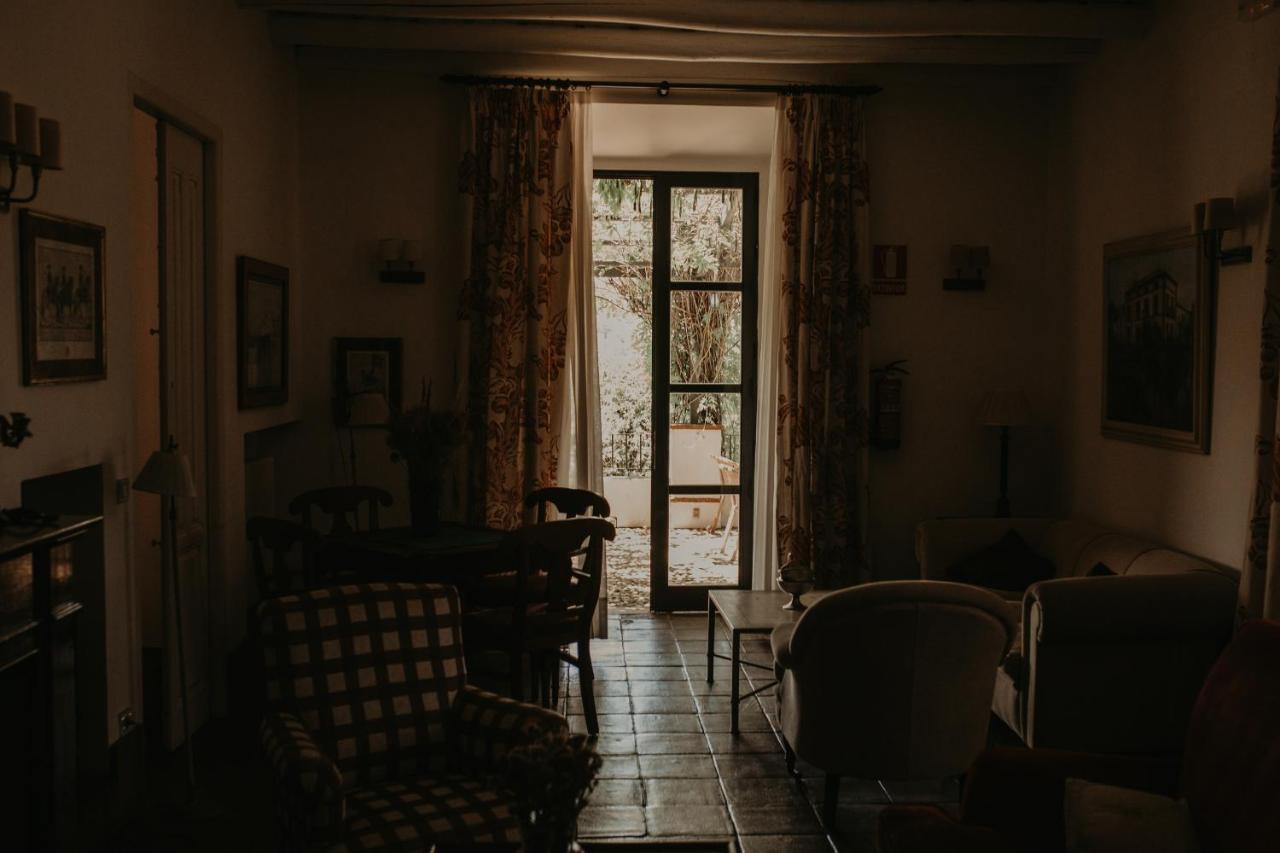 Hotel Posada De Valdezufre Aracena Luaran gambar